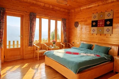 Hmong Wooden Home – Photos 15